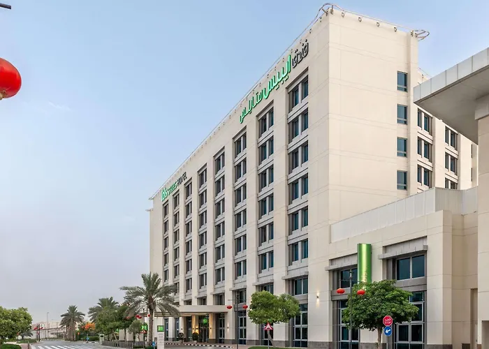 Ibis Styles Dragon Mart DubaiSpa Hotel